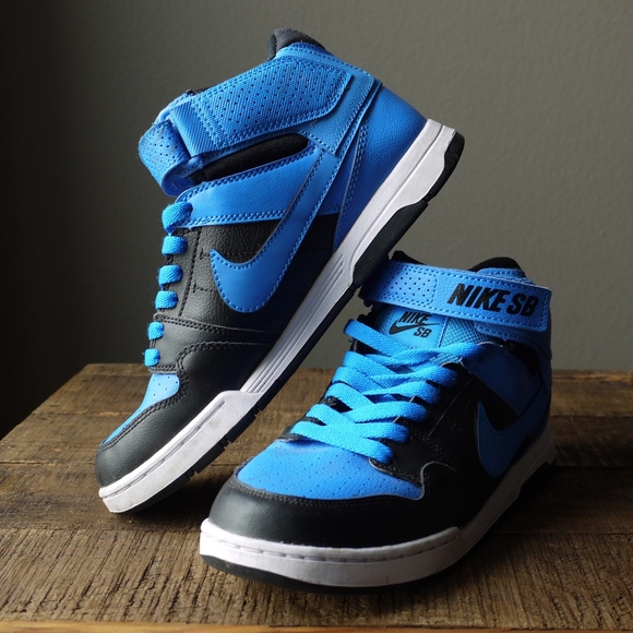 Nike Other - Nike SB Mogan Mid